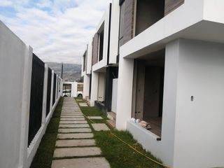 Foto 81 de HERMOSA CASA EN VENTA POR ESTRENAR EN ATAHUALPA AMBATO
