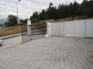 Foto 40 de HERMOSA CASA EN VENTA POR ESTRENAR EN ATAHUALPA AMBATO