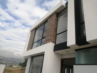 Foto 77 de HERMOSA CASA EN VENTA POR ESTRENAR EN ATAHUALPA AMBATO