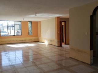 Foto 2 de CASA RENTERA EN VENTA EN SANTA ROSA -AMBATO