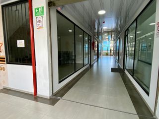 Foto 4 de Locales comerciales de ReNtA en Tabacundo (5 locales en una plaza comercial)