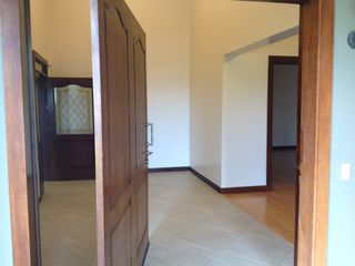Foto 4 de Renta casa de 4 dormitorios en Tanda -  Nayón