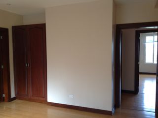 Foto 48 de Renta casa de 4 dormitorios en Tanda -  Nayón