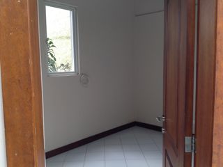 Foto 53 de Renta casa de 4 dormitorios en Tanda -  Nayón
