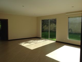 Foto 17 de Renta casa de 4 dormitorios en Tanda -  Nayón