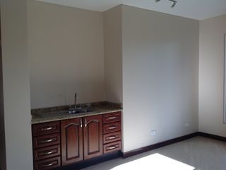 Foto 31 de Renta casa de 4 dormitorios en Tanda -  Nayón