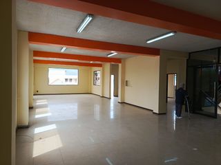Foto 3 de AMPLIO LOCAL EN RENTA EN IZAMBA. AMBATO