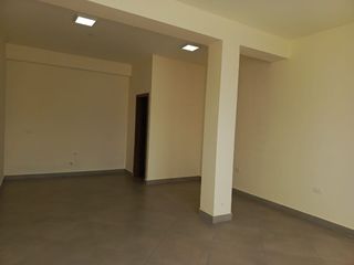 Foto 5 de LOCALES COMERCIALES EN RENTA EN IZAMBA. AMBATO