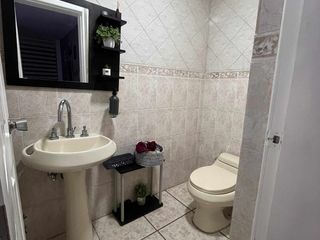Foto 15 de En Venta de oportunidad departamento Urbanización el Condado