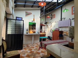 Foto 4 de Casa Rentera en Venta 5 Esquinas Sur de Quito