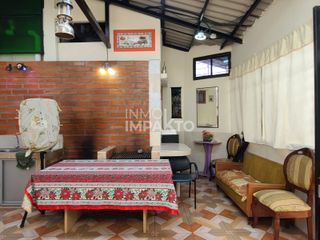 Foto 5 de Casa Rentera en Venta 5 Esquinas Sur de Quito
