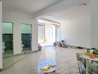 Foto 12 de Local Comercial de Arriendo La Magdalena Sur de Quito