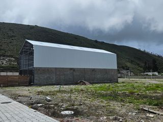 Foto 5 de Se renta galpón industral en el conjunto Calacalí Park