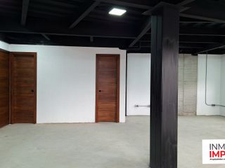 Foto 4 de SE RENTA LOCAL GRANDE EN PRIMER PISO