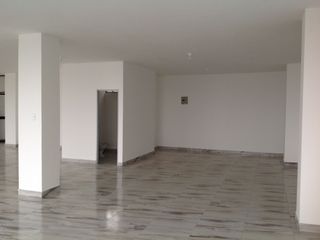 Foto 5 de Renta local comercial de 200 m2 en La Mitad del Mundo