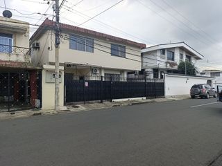 Foto 1 de Departamento en  alquiler en Urdesa Central GabR