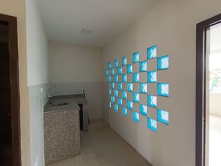Foto 3 de Suite en alquiler en Los Ceibos, calle Primera  GabR