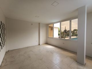 Foto 4 de Suite en alquiler en Los Ceibos, calle Primera  GabR