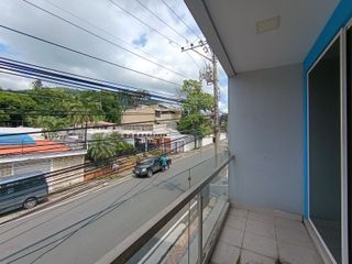 Foto 7 de Suite en alquiler en Los Ceibos, calle Primera  GabR