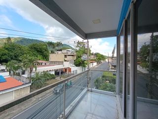 Foto 6 de Suite en alquiler en Los Ceibos, calle Primera  GabR