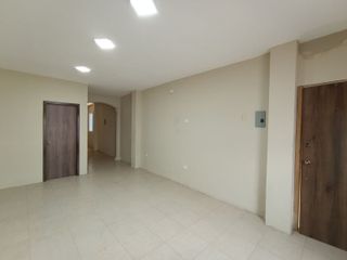 Foto 1 de Suite en alquiler en Los Ceibos, calle Primera  GabR
