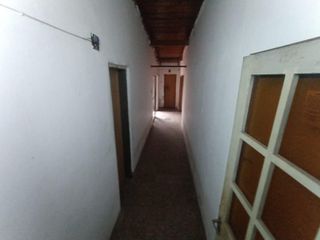 Foto 7 de Casa en venta - 2 Dormitorios 1 Baño - Local - Ringuelet