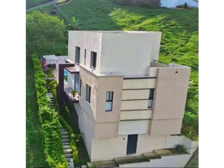 Foto 4 de Maat vende Casa campestre - La Vega 600 M2 $1.200Millones