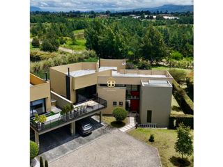 Foto 1 de SE VENDE CASA EN COTA