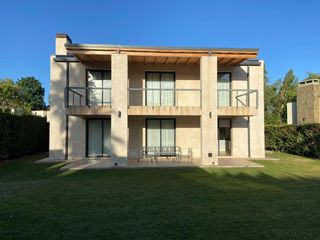 Foto 5 de Casa en Venta barrio Chacras de Farrell