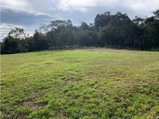 Foto 2 de Venta de Lote Alto de Palmas Unidad Cerrada Peaje Aeropuerto