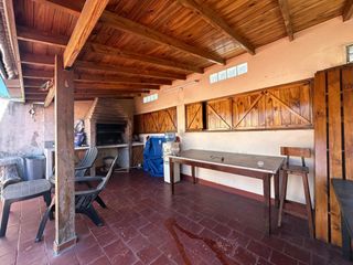 Foto 1 de Venta PH en 4 ambientes Villa Lugano