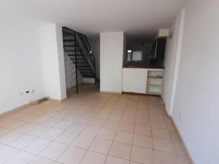 Foto 1 de Departamento 2 plantas - 2 dorm - Dean Funes al 2000-Alberdi