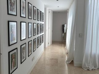 Foto 16 de Casa al lago central con 5 dormitorios en Cabos del Lago