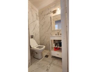 Foto 37 de VENTA BELGRANO 4 AMBIENTES PISO 4 AL FRENTE BALCÓN CORRIDO  ESCRITORIO COCHERA DEPENDENCIA   SE ESCUCHAN OFERTAS  VENTA X VIAJE