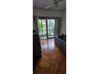 Foto 23 de VENTA BELGRANO 4 AMBIENTES PISO 4 AL FRENTE BALCÓN CORRIDO  ESCRITORIO COCHERA DEPENDENCIA   SE ESCUCHAN OFERTAS  VENTA X VIAJE