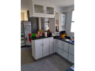 Foto 27 de VENTA BELGRANO 4 AMBIENTES PISO 4 AL FRENTE BALCÓN CORRIDO  ESCRITORIO COCHERA DEPENDENCIA   SE ESCUCHAN OFERTAS  VENTA X VIAJE