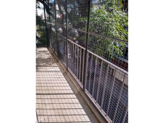 Foto 6 de VENTA BELGRANO 4 AMBIENTES PISO 4 AL FRENTE BALCÓN CORRIDO  ESCRITORIO COCHERA DEPENDENCIA   SE ESCUCHAN OFERTAS  VENTA X VIAJE