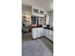 Foto 28 de VENTA BELGRANO 4 AMBIENTES PISO 4 AL FRENTE BALCÓN CORRIDO  ESCRITORIO COCHERA DEPENDENCIA   SE ESCUCHAN OFERTAS  VENTA X VIAJE