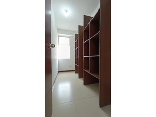 Foto 9 de SE VENDE APARTAMENTO EN AV SUR