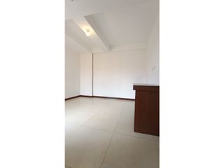 Foto 4 de SE VENDE APARTAMENTO EN AV SUR