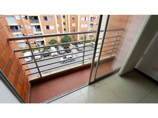 Foto 6 de SE VENDE APARTAMENTO EN AV SUR