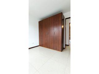 Foto 5 de SE VENDE APARTAMENTO EN AV SUR