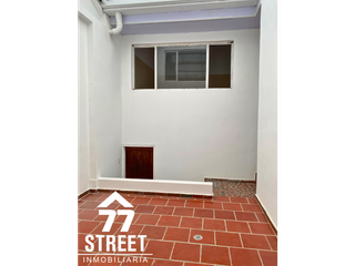 Foto 5 de Casa comercial en Altos de Jardín