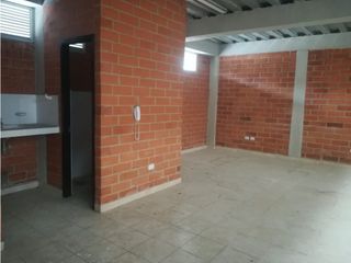 Foto 7 de BODEGA EN PARQUE EMPRESARIAL