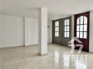 Foto 2 de CASA EN PORTALES DEL NORTE
