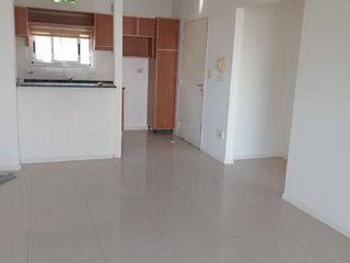 Foto 6 de Semipiso de dos ambientes con balcón al frente y baulera