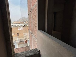 Foto 7 de venta de Departamento en  Comas