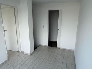 Foto 10 de Departamento Tres ambientes en venta Nuevo Quilmes Externo