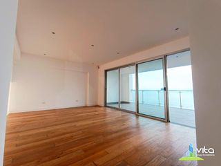 Foto 2 de Se Vende departamento frente al Mar en Miraflores – 318 m² | 4 Dormitorios + 2 Cocheras