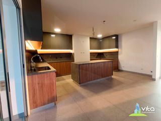 Foto 8 de Se Vende departamento frente al Mar en Miraflores – 318 m² | 4 Dormitorios + 2 Cocheras